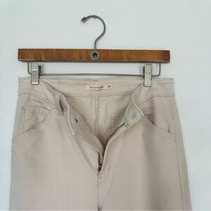 Levi High Rise Skinny Pant